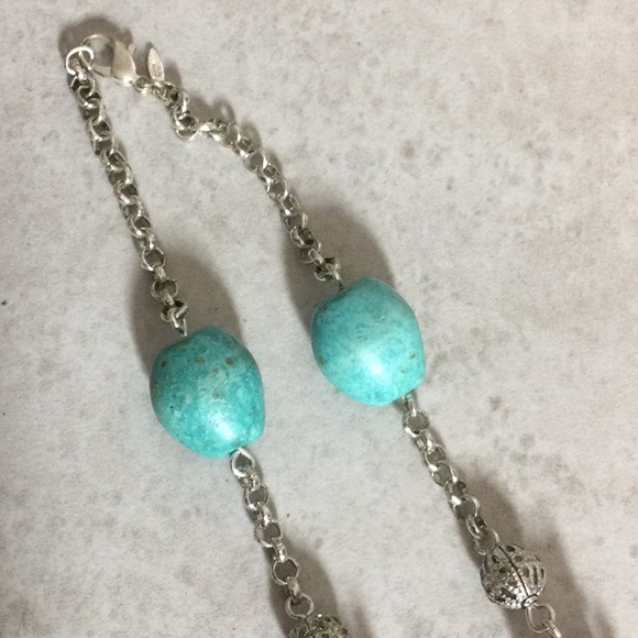 Avon silver chain turquoise bead necklace - Picture 5 of 7